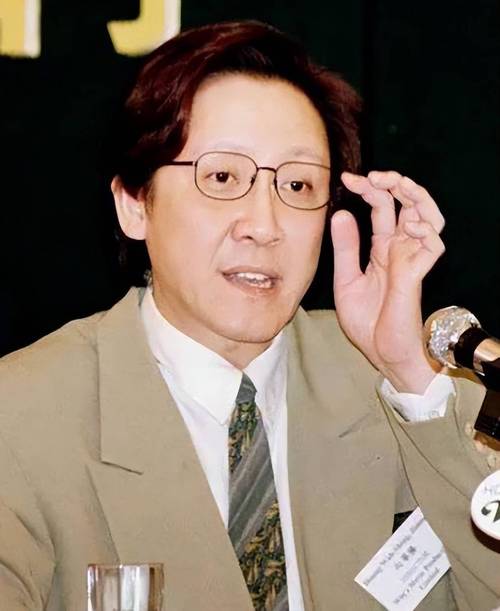 新澳门彩历史开奖记录走势图和女子为4只狗立遗嘱与女子为4只狗立遗嘱视频